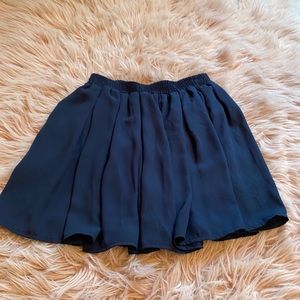 Brandy Melville flowy skirt